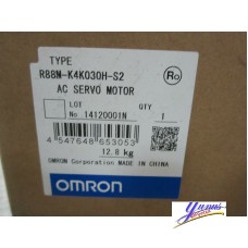 Omron R88M-K4K030H-S2 Servo Motor